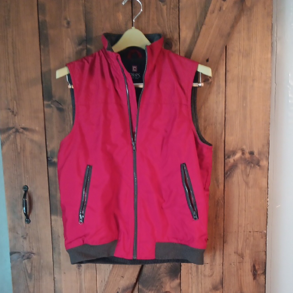 Chaps Men's Bold Red Vest